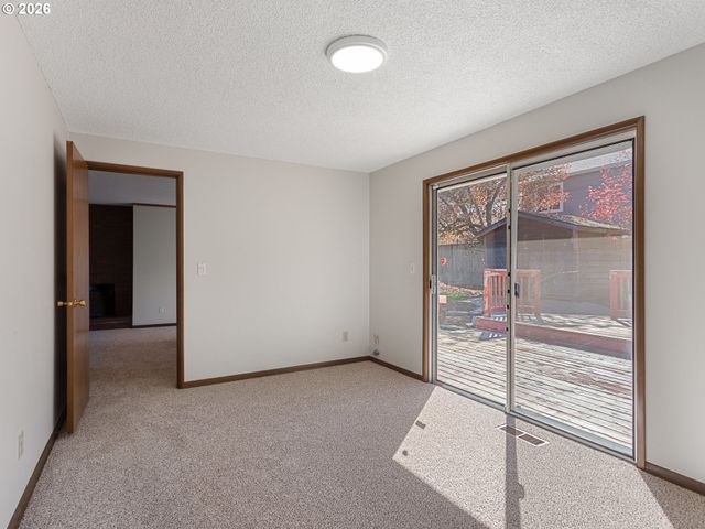 5535 Sw 142ND Ave, Beaverton, OR 97005