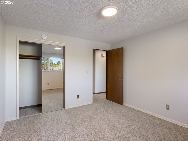 5535 Sw 142ND Ave, Beaverton, OR 97005