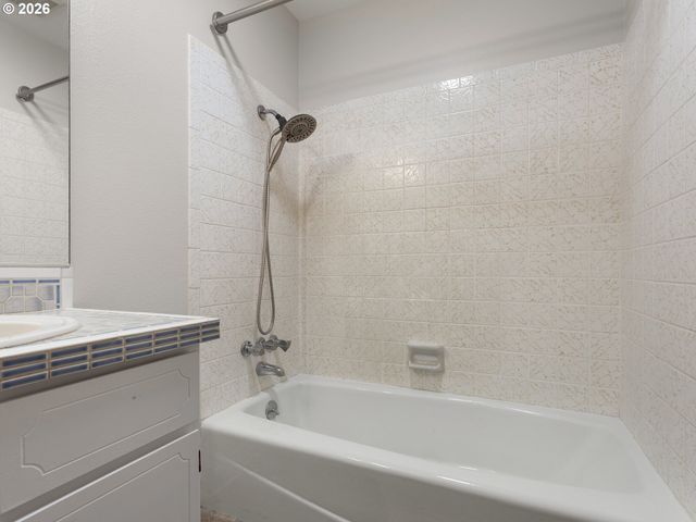 5535 Sw 142ND Ave, Beaverton, OR 97005