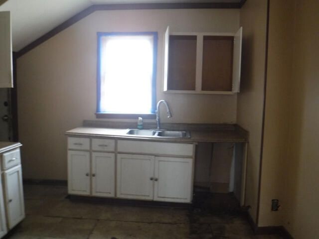 620 Gilbert Avenue, Kalamazoo, MI 49048