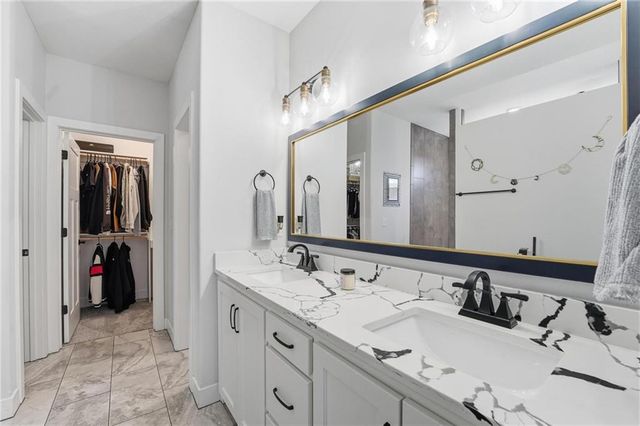 307A Campbell Drive, Glenaire, MO 64068