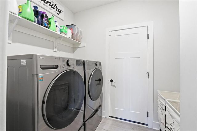 307A Campbell Drive, Glenaire, MO 64068