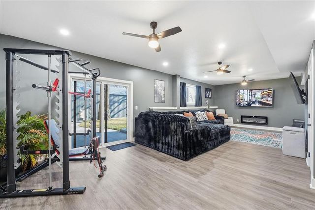 307A Campbell Drive, Glenaire, MO 64068