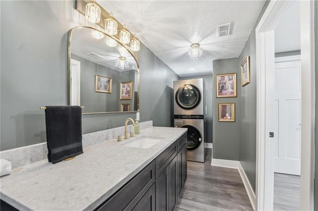 307A Campbell Drive, Glenaire, MO 64068