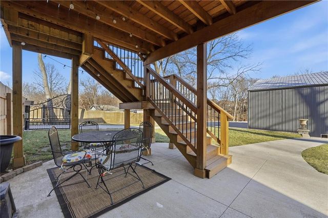 307A Campbell Drive, Glenaire, MO 64068