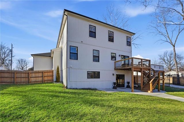 307A Campbell Drive, Glenaire, MO 64068