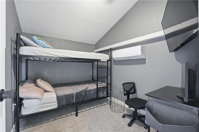 307A Campbell Drive, Glenaire, MO 64068