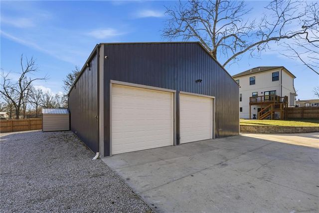 307A Campbell Drive, Glenaire, MO 64068