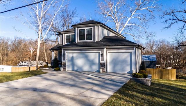 307A Campbell Drive, Glenaire, MO 64068