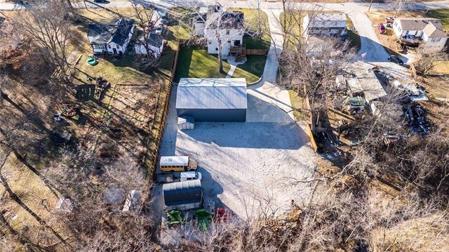 307A Campbell Drive, Glenaire, MO 64068