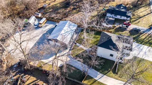 307A Campbell Drive, Glenaire, MO 64068
