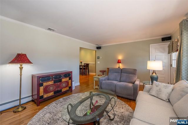 2 Upper High Crest Drive, West Milford, NJ 07480