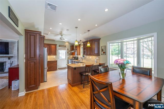 2 Upper High Crest Drive, West Milford, NJ 07480