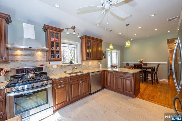 2 Upper High Crest Drive, West Milford, NJ 07480