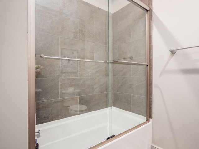 1145 N High Street, 204, Columbus, OH 43201