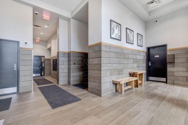 1145 N High Street, 204, Columbus, OH 43201