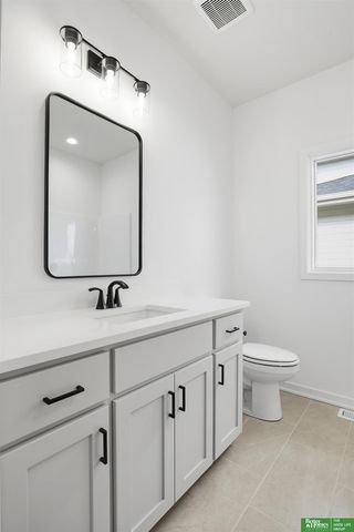 5514 N 213th Street, Elkhorn, NE 68022