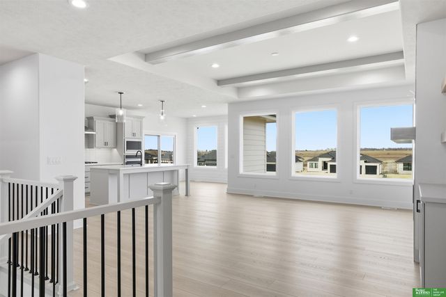 5514 N 213th Street, Elkhorn, NE 68022