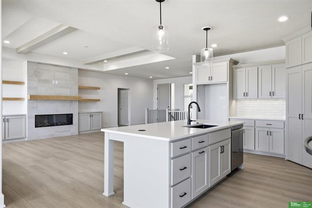 5514 N 213th Street, Elkhorn, NE 68022