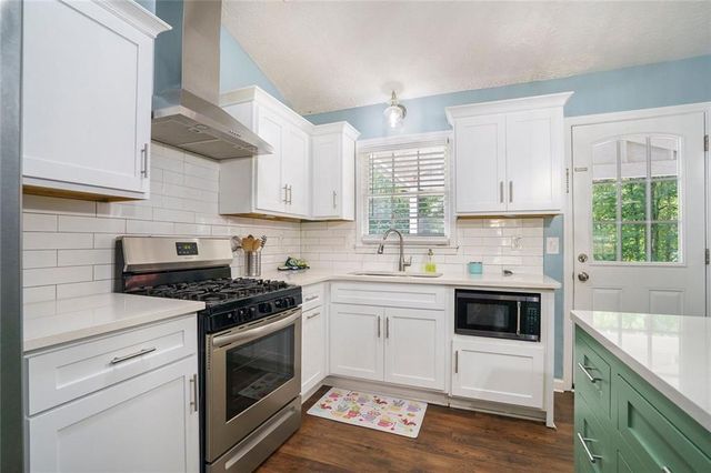 3012 Dempsey Place, Lawrenceville, GA 30044