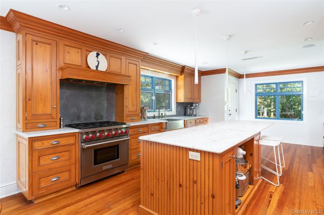 141 Washington Spring Road, Palisades, NY 10964