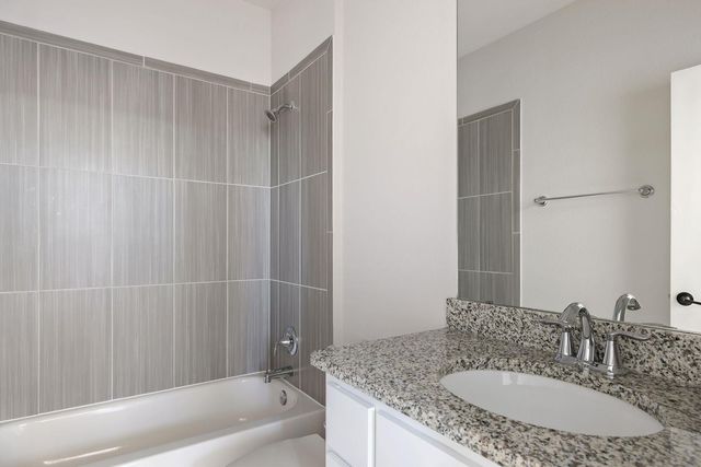 1316 Da Vinci TRL, Leander, TX 78641