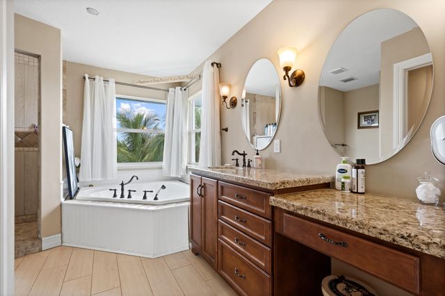 19925 Black Falcon Road, Loxahatchee, FL 33470