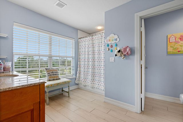 19925 Black Falcon Road, Loxahatchee, FL 33470