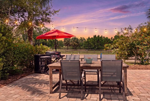 19925 Black Falcon Road, Loxahatchee, FL 33470