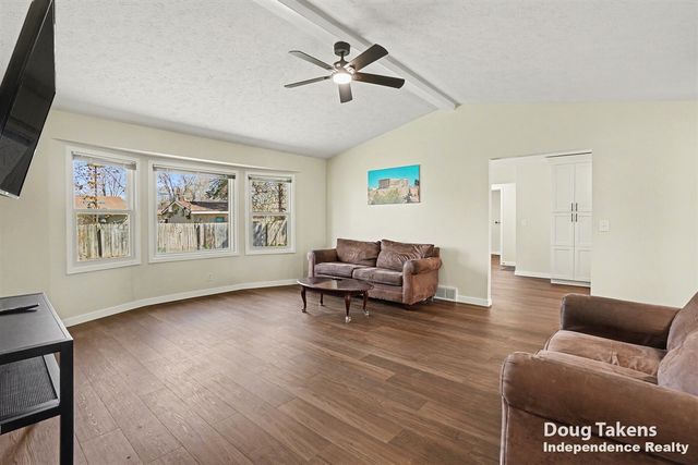 7500 Brower Lane, Jenison, MI 49428