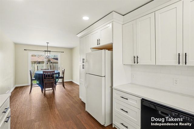 7500 Brower Lane, Jenison, MI 49428