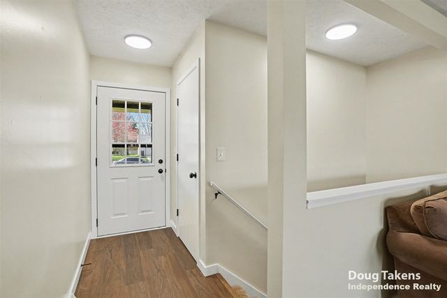 7500 Brower Lane, Jenison, MI 49428
