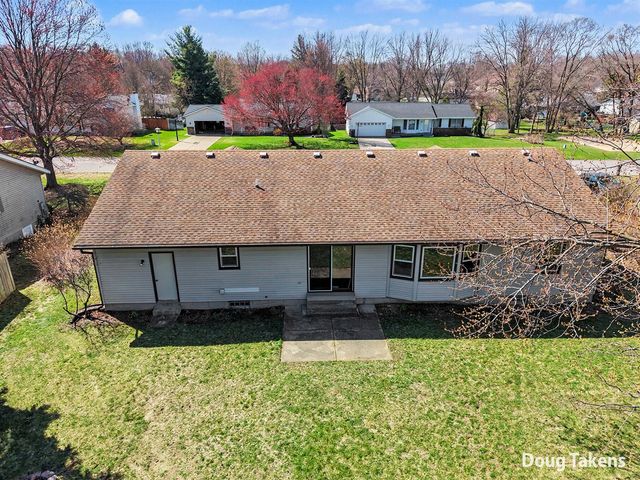 7500 Brower Lane, Jenison, MI 49428
