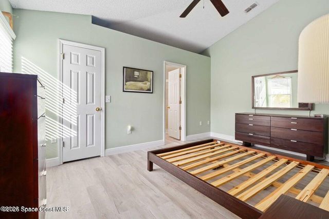 308 Tamarind Circle NW, Palm Bay, FL 32907