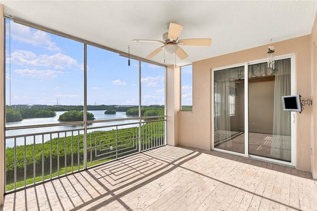 7070 KEY HAVEN ROAD 402, Seminole, FL 33777