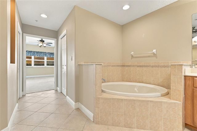 7070 KEY HAVEN ROAD 402, Seminole, FL 33777