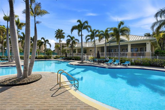 7070 KEY HAVEN ROAD 402, Seminole, FL 33777