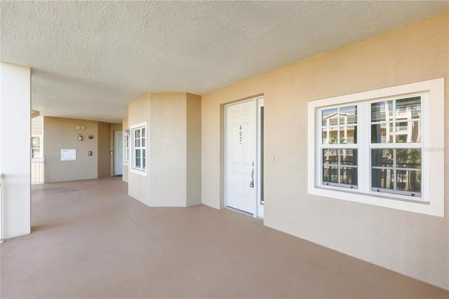 7070 KEY HAVEN ROAD 402, Seminole, FL 33777