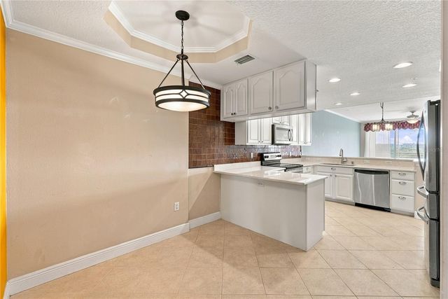 7070 KEY HAVEN ROAD 402, Seminole, FL 33777