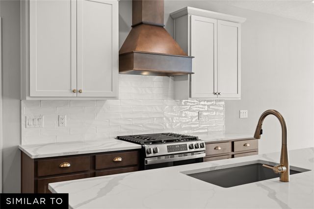 919 SW Boulder Drive, Grimes, IA 50111