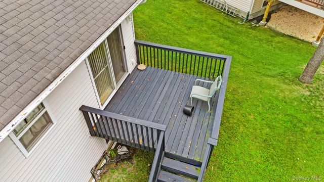 3 Stanford Court, Walden, NY 12586