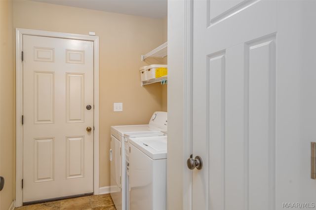 8860 PEMBERTON Park, Montgomery, AL 36117