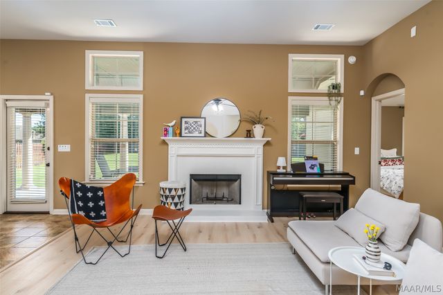 8860 PEMBERTON Park, Montgomery, AL 36117