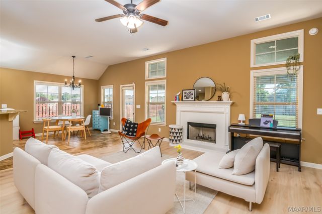 8860 PEMBERTON Park, Montgomery, AL 36117
