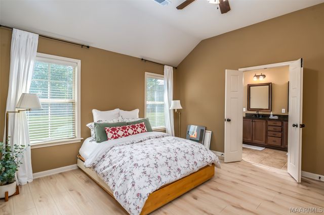 8860 PEMBERTON Park, Montgomery, AL 36117