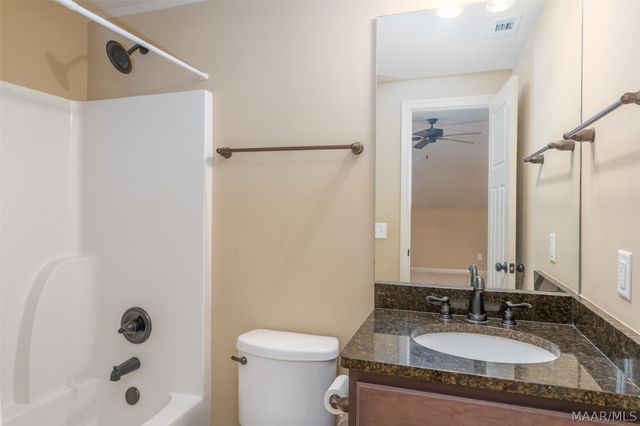 8860 PEMBERTON Park, Montgomery, AL 36117