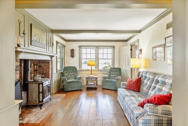 129 East Shore North, Grand Isle, VT 05458