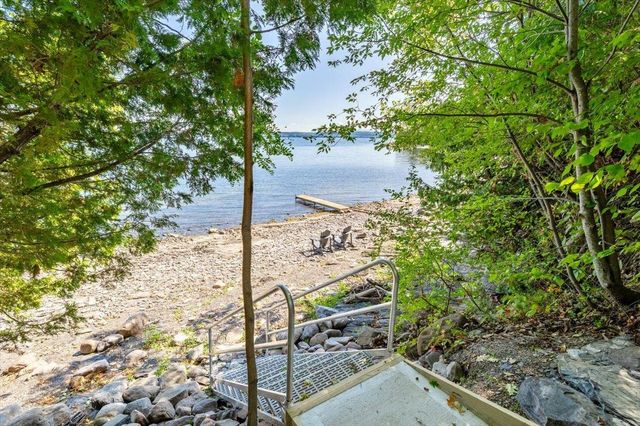 129 East Shore North, Grand Isle, VT 05458