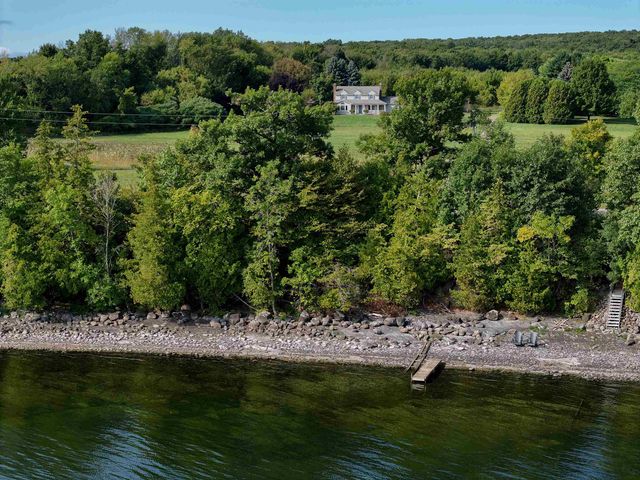 129 East Shore North, Grand Isle, VT 05458