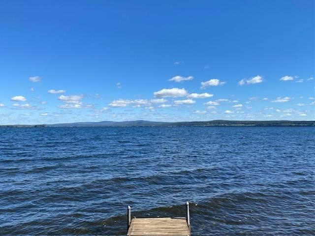 129 East Shore North, Grand Isle, VT 05458